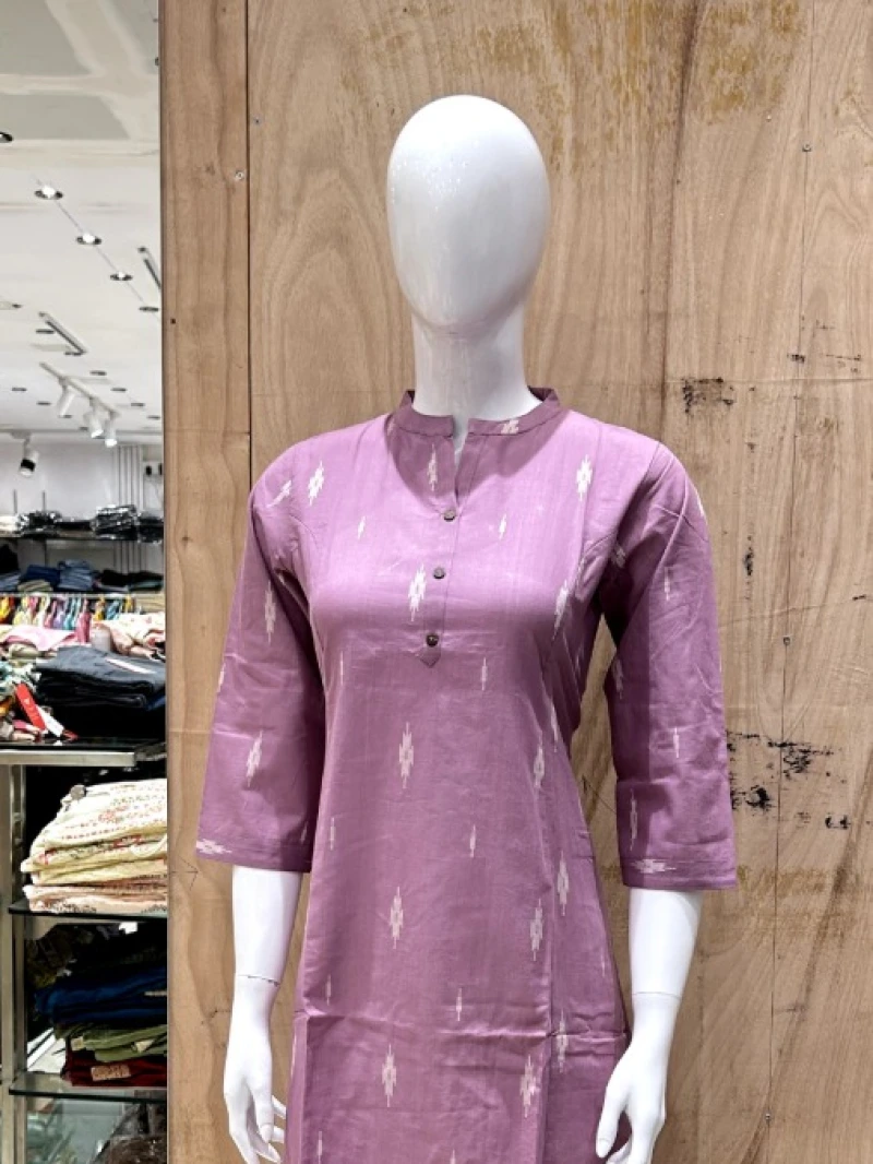 Collared Two Piece Kurta Set