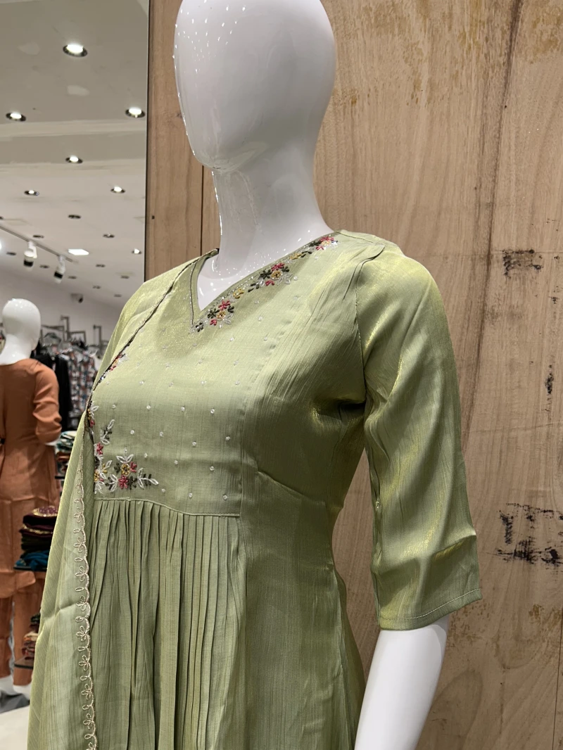Shimmer Mul Chanderi Anarkali Salwar Suit 4